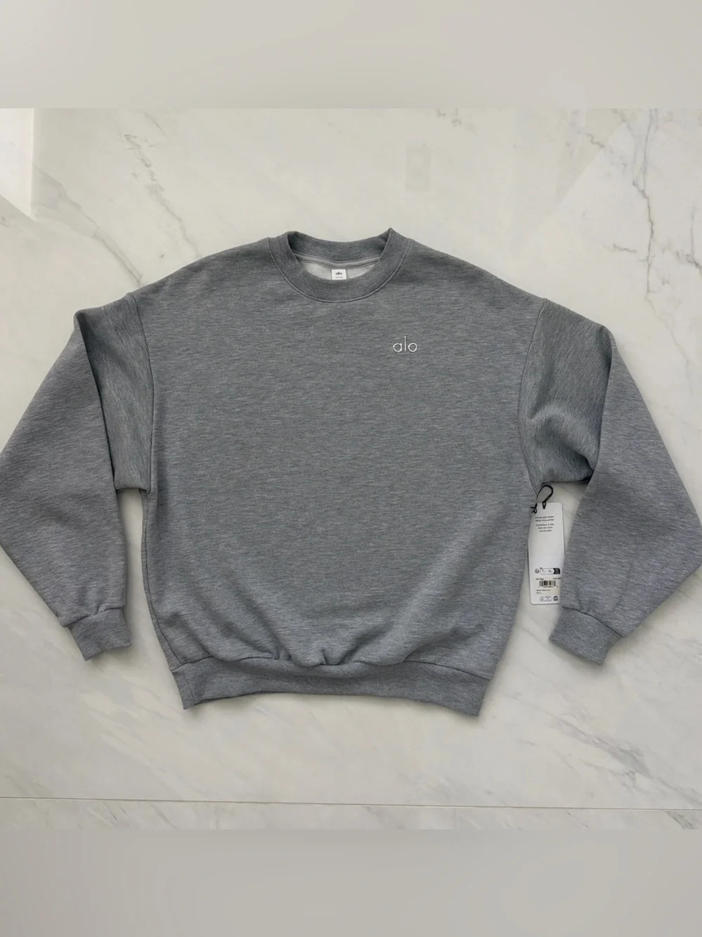 NEW Alo Accolade Pullover Crewneck Sweatshirt Size Small Athletic Heather Grey